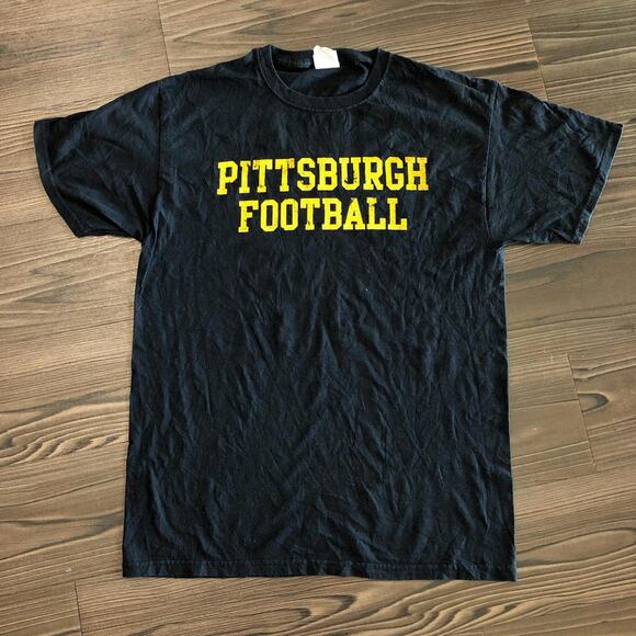Fruit of the Loom Other - Men’s Black ‘Pittsburg Football’ Graphic Tee